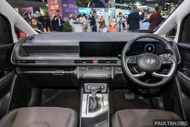 Hyundai Stargazer 2026 facelift di KLIMS — MPV segmen B lawan Xpander, Veloz; harga bermula RM99k