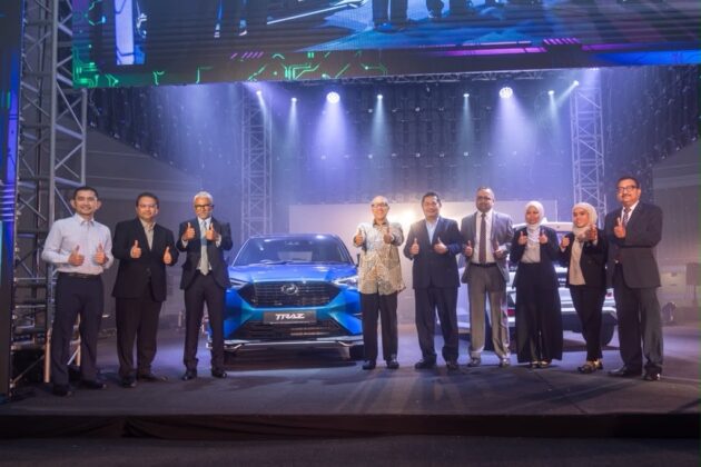 Perodua eksport SUV Traz dan MPV Alza ke Sri Lanka