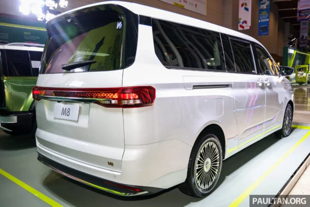 BAW M8 dipamer di GIIAS 2026 – EV pesaing Toyota Alphard dengan jarak CLTC 505 km, REEV 1,050 km