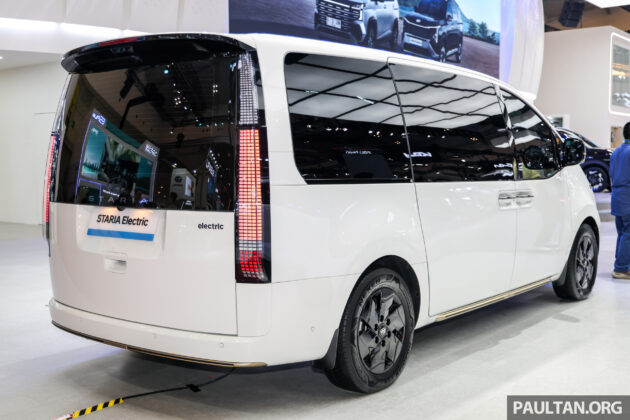 Hyundai Staria Electric tampil di Indonesia — 218 PS, 430 km WLTP, kerusi VIP; 1.6T hibrid turut diperkenal