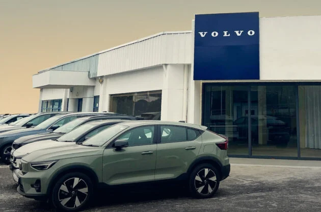 Volvo Car Kuching kini dibuka – Pusat servis selepas jualan & alat ganti (2S) dikendali oleh Sebangga Mitsinbo