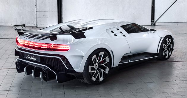 庆祝建厂110周年,全新超跑 Bugatti Centodieci 正式发布!1,600匹最大马力,2.4秒破百,全球限量10辆发售!