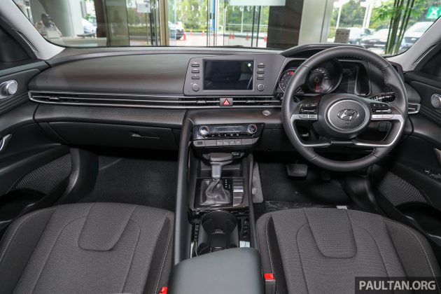 图集：2021 Hyundai Elantra 1.6 Executive，售RM140k