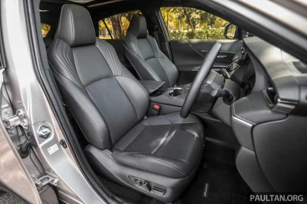 新车试驾: 2022 Toyota Harrier 2.0 Luxury, 优缺点都明显