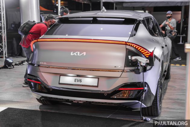 Kia EV6 本地开放预订, 价格30.7万, 首批新车第三季交付