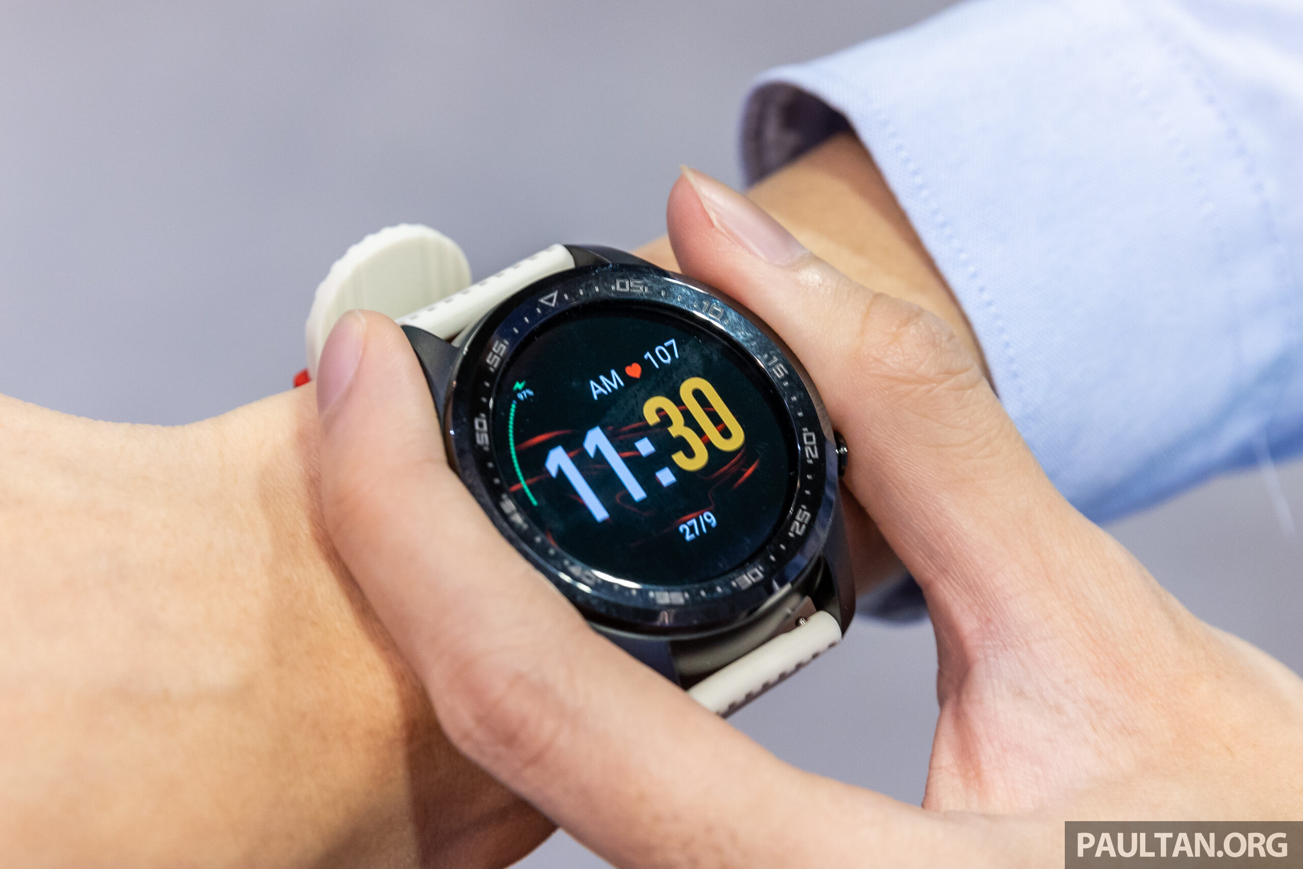ACO Tech X Watch 智能表抢先看！可远程解锁、启动引擎