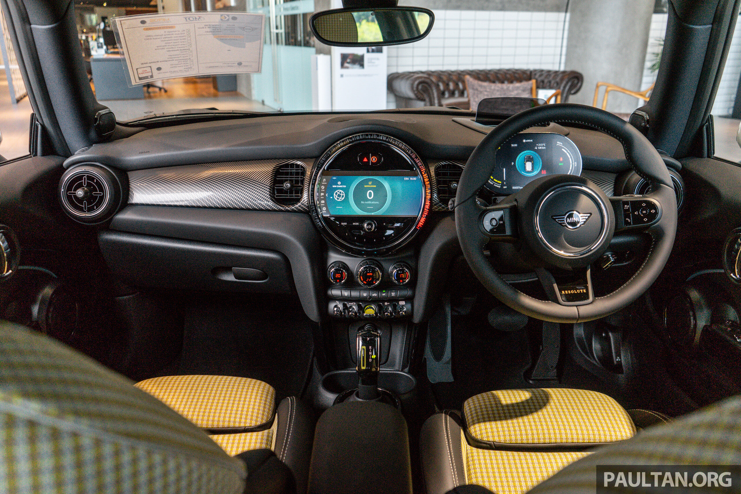 图集：2022 MINI Electric Resolute Edition，售RM198k
