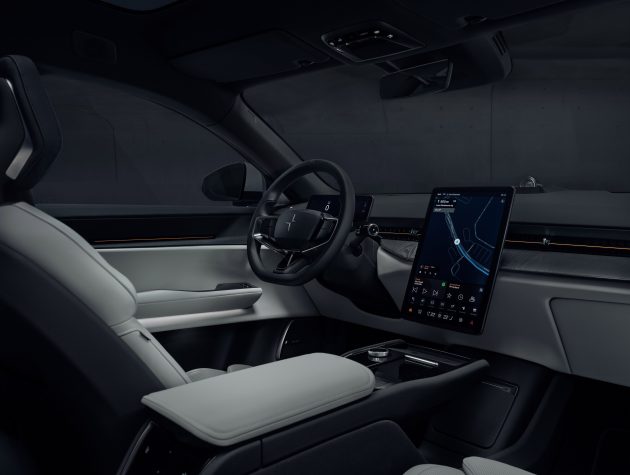 Polestar 3 高性能纯电SUV面世, 续航610公里, 5秒破百