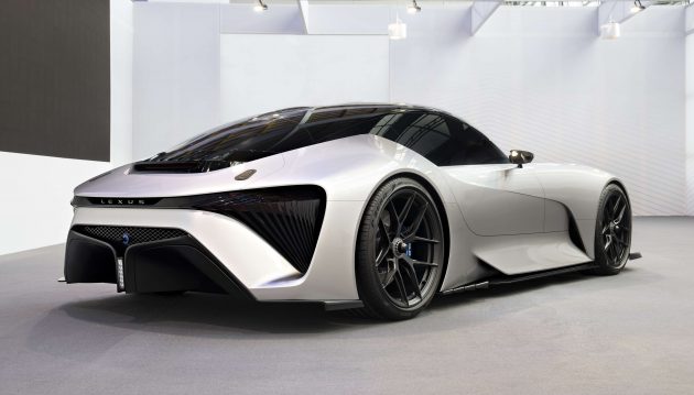 Lexus 在纯电动EV上测试手排变速箱, 称未来或实现量产