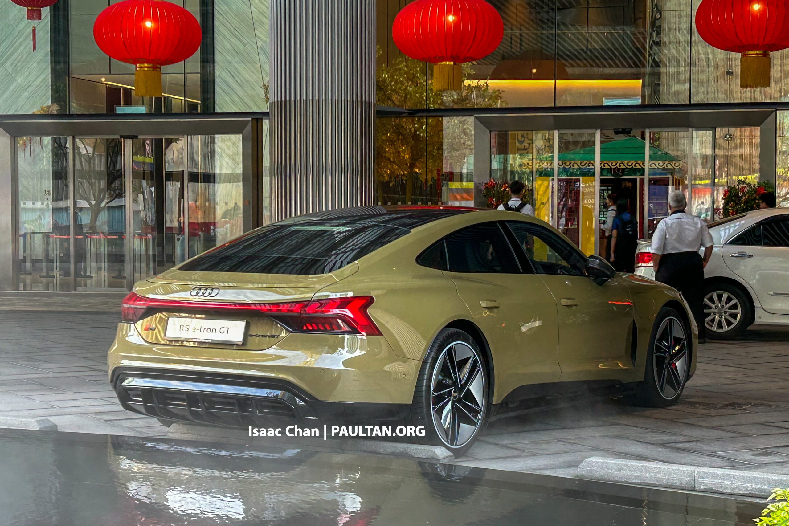 发布在即？2023 Audi RS e-tron GT 无伪装于吉隆坡现身