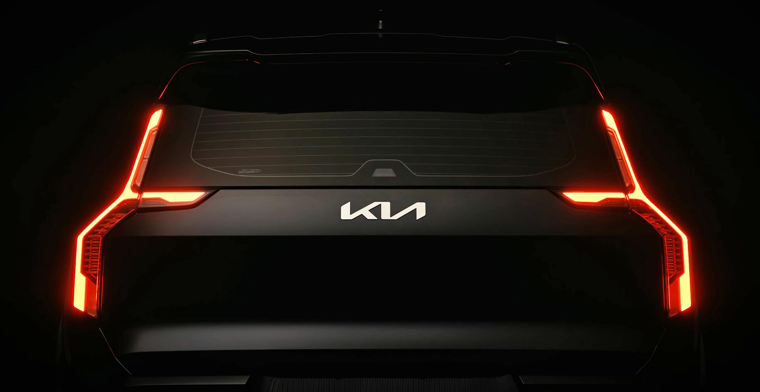 对标 Volvo EX90？Kia EV9 电动 SUV 最新官方预告释出