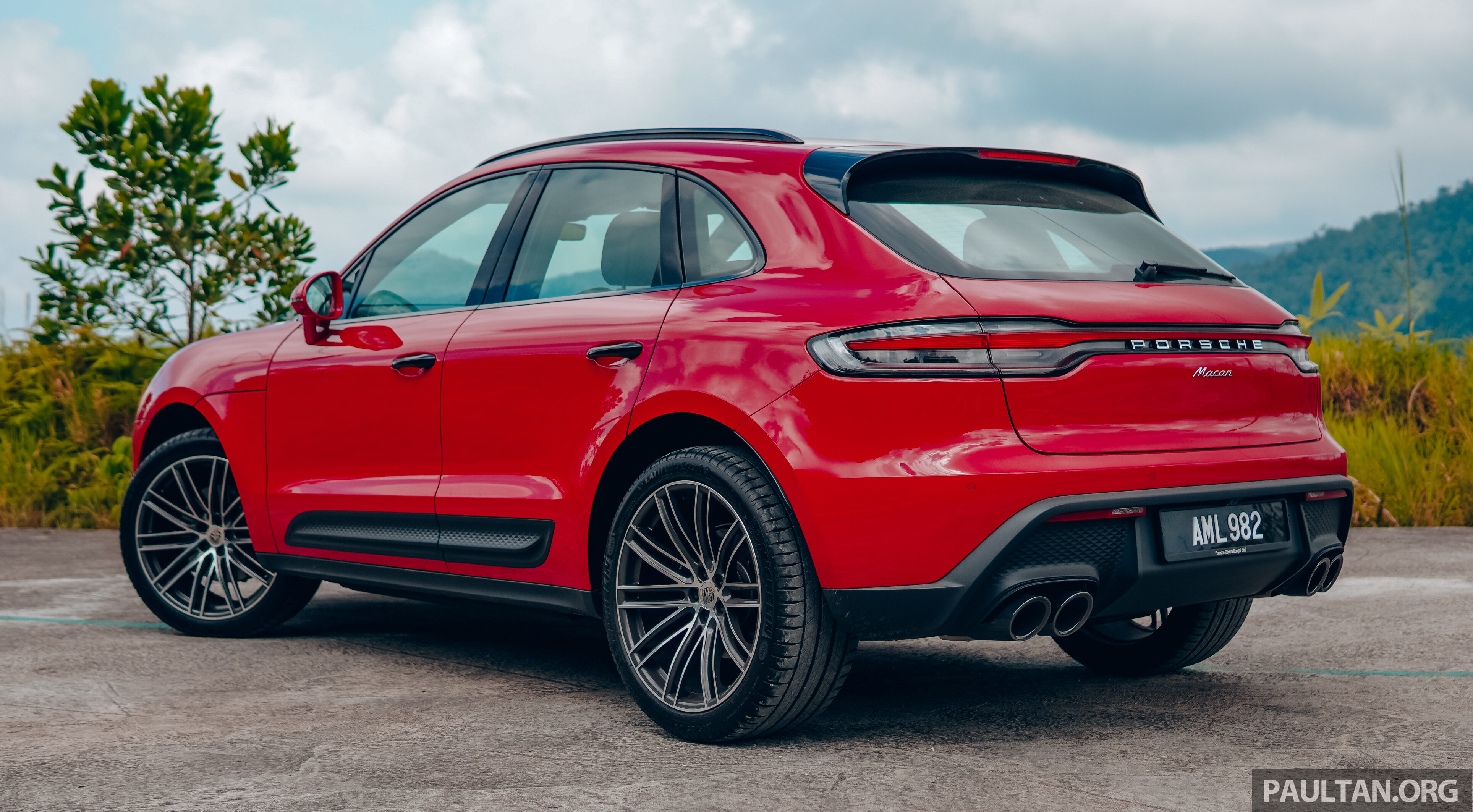 试驾:2023 Porsche Macan 小改款!操控打遍同级无敌手