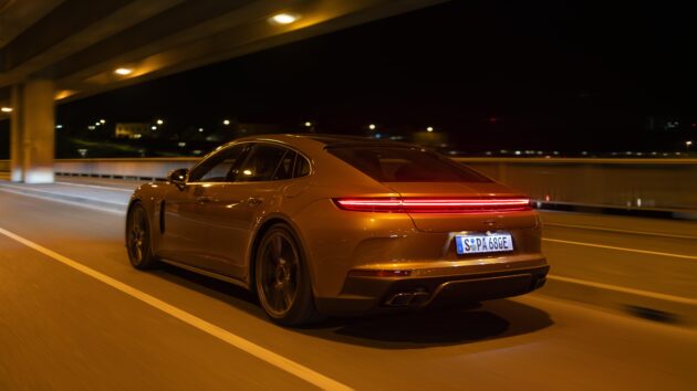 2024 Porsche Panamera 第三代大改款首发, 性能更强