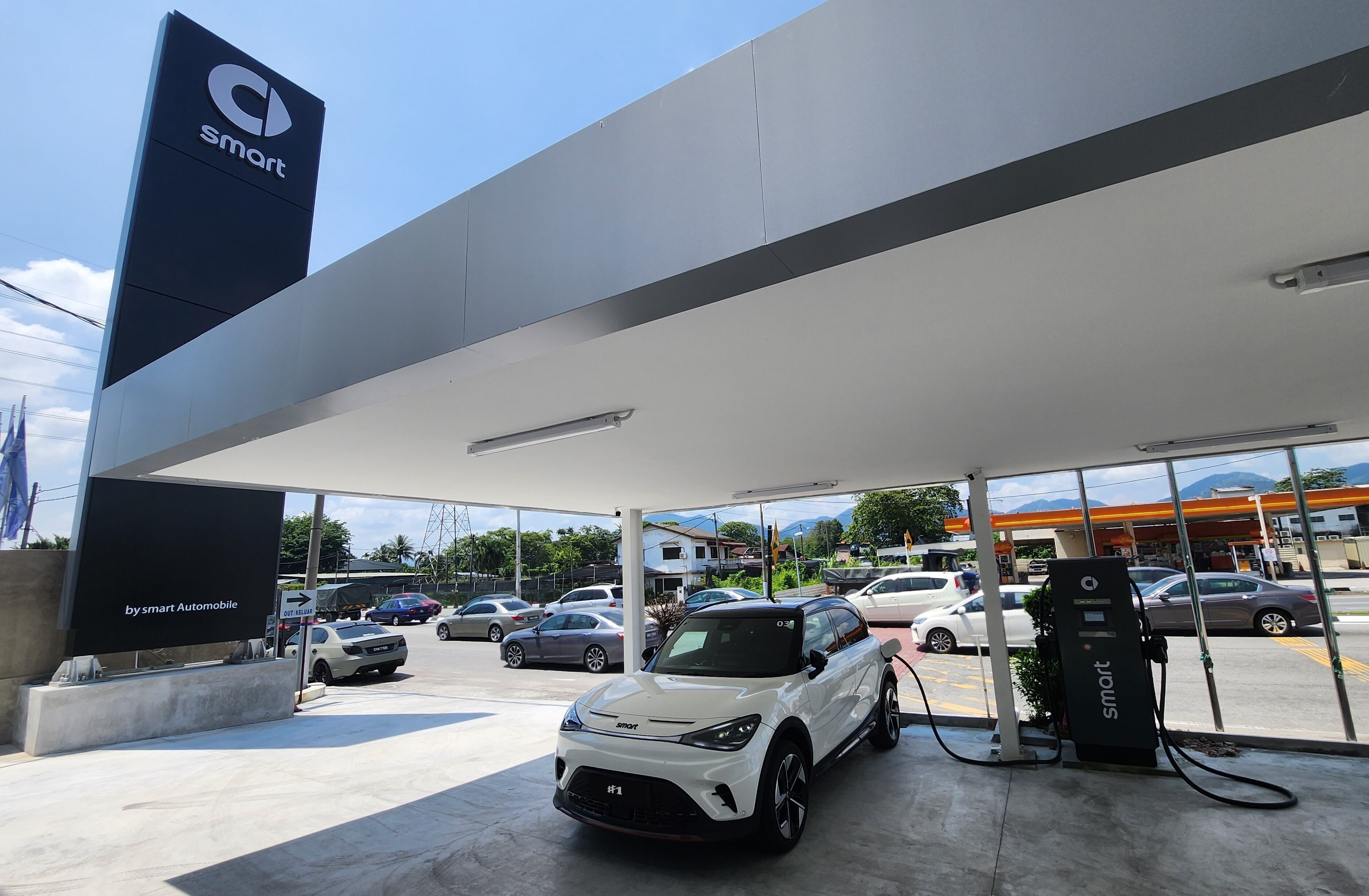 smart Malaysia 进一步扩大本地电动车DC快速充电网络,于槟城、怡保和 Glenmarie 各设120kW和60 kW充电器