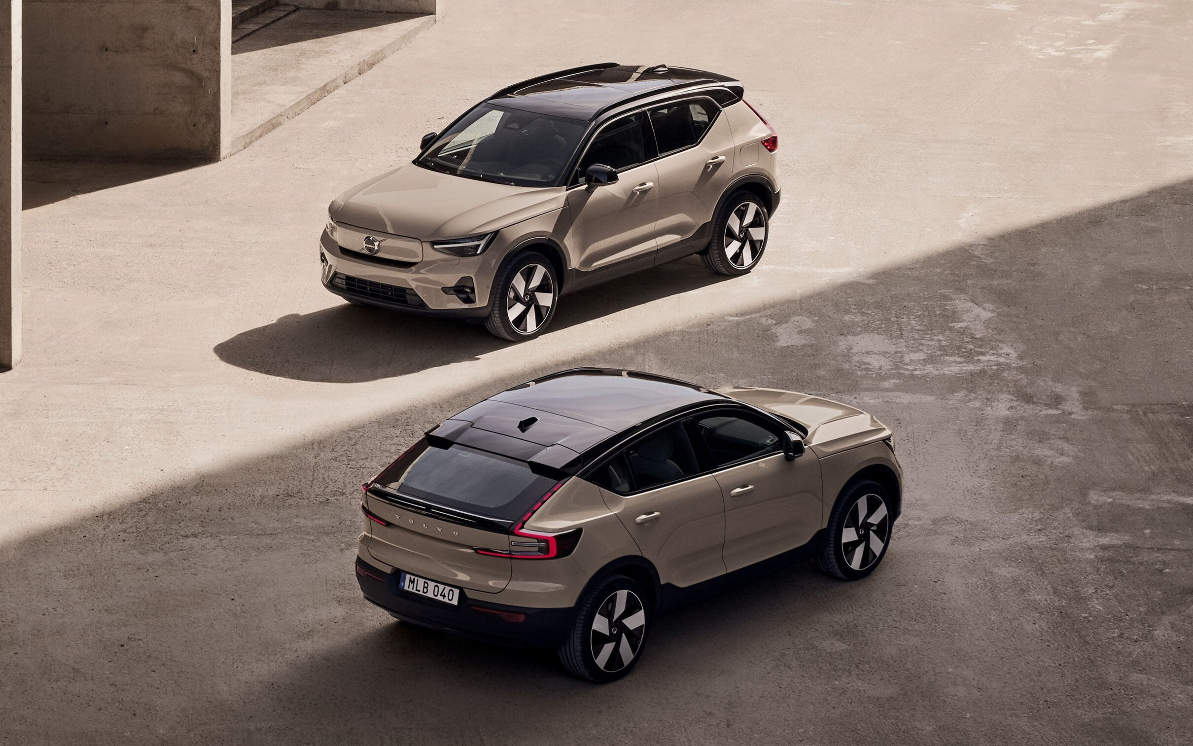 Volvo XC40 Recharge EV 易名 EX40、C40 更名 EC40;特定市场双马达版性能升级;将推出 Black Edition 特别版