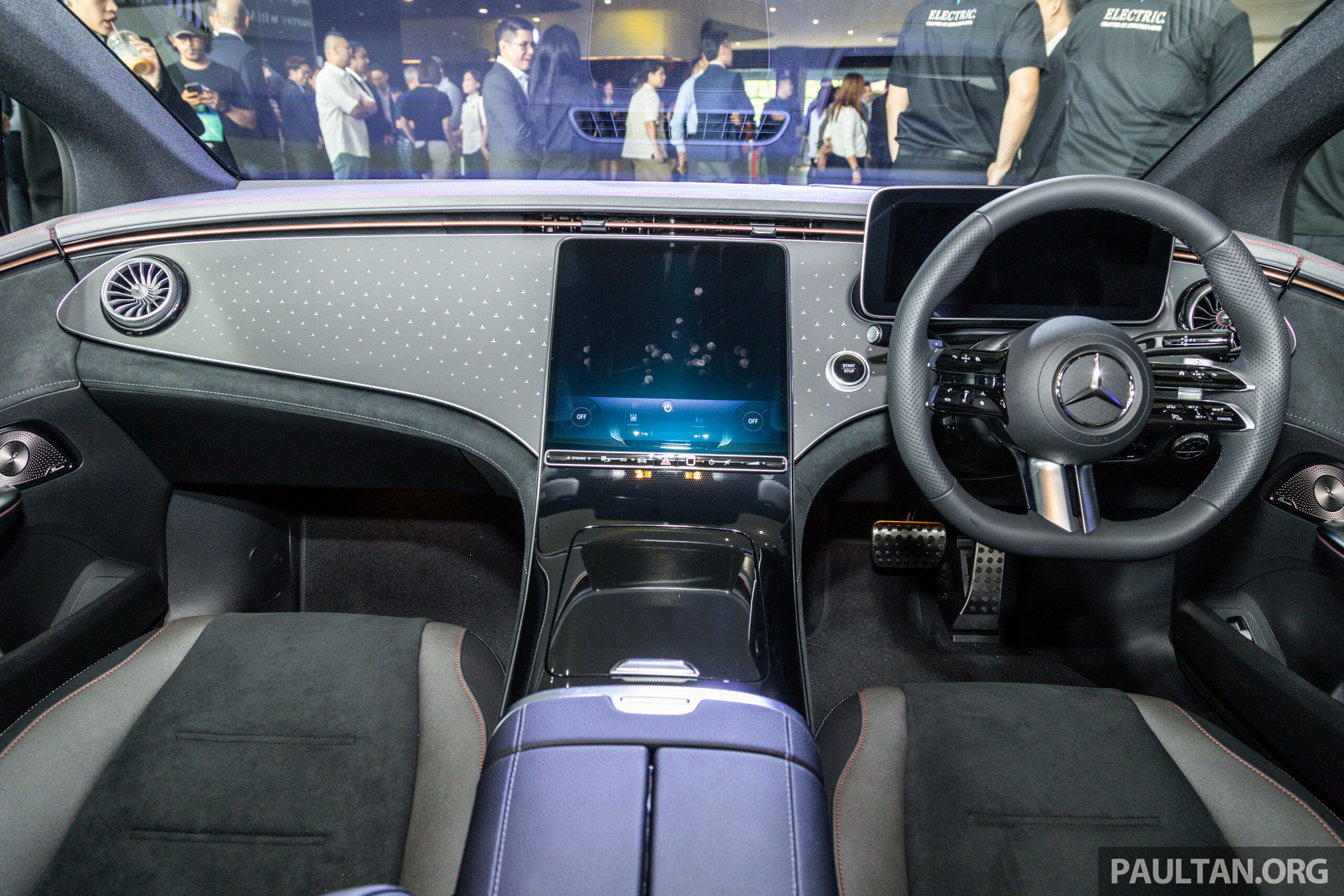 2024 Mercedes-Benz EQE 350+ Electric Art Line / AMG Line 本地发布！续航里程达682公里，售价从RM379,888起