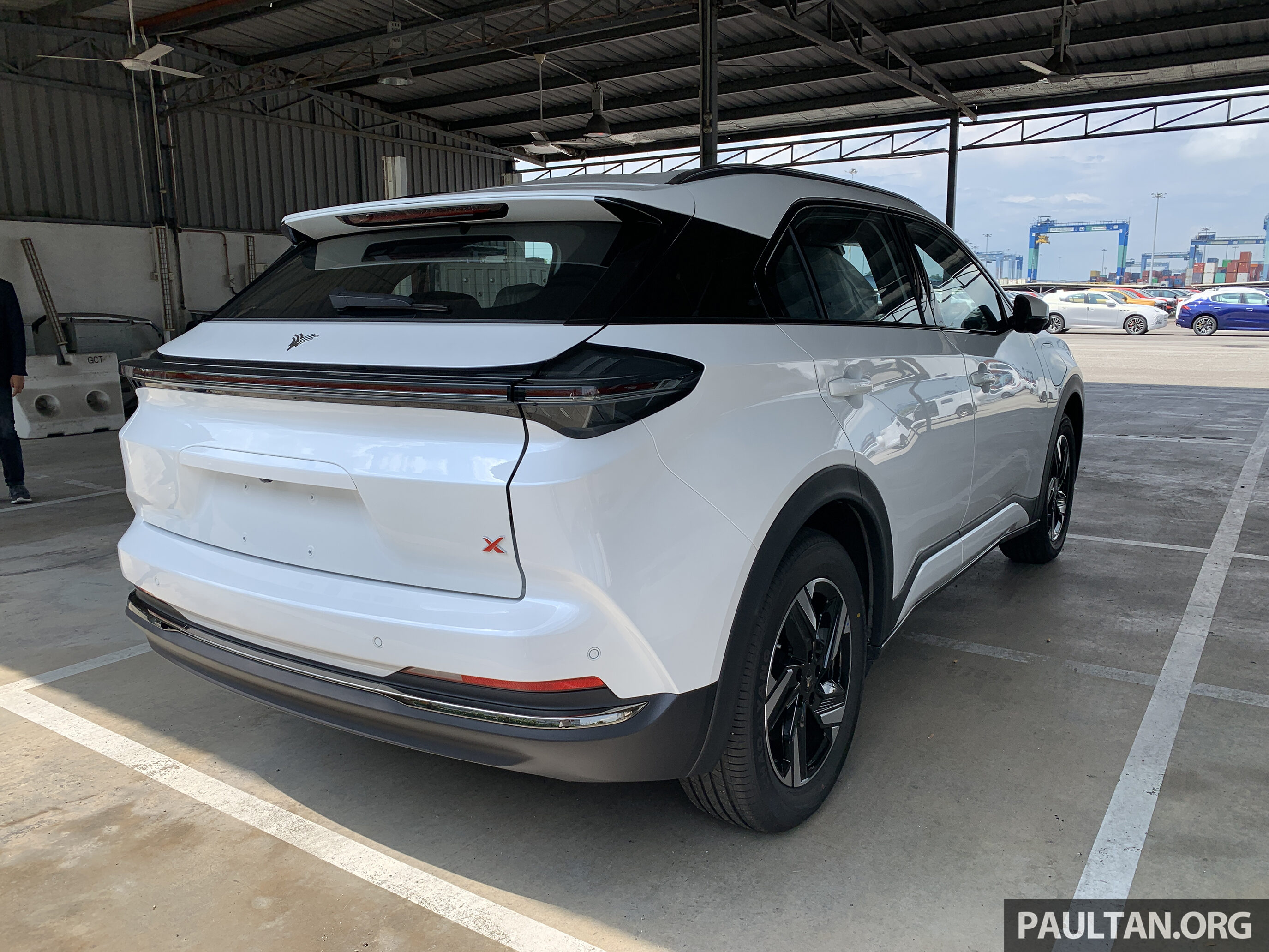 哪吒 Neta X 纯电动 SUV 悄悄登陆大马!最大续航里程达500公里,即将在本地公开展出,预估售价低于RM125,000