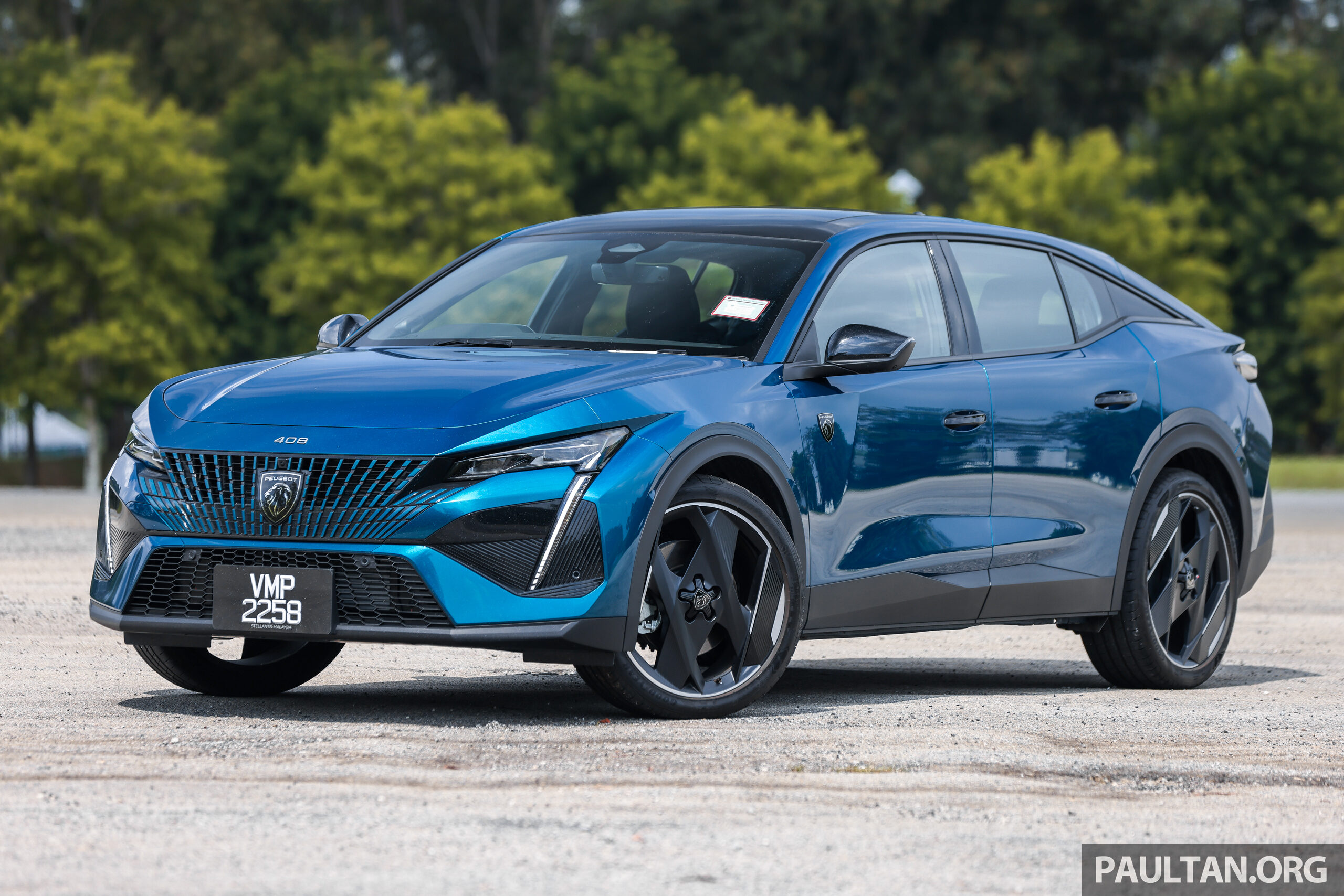 Peugeot Malaysia 推出周末试驾体验活动，可试驾 408 和其他车款长达三天！官网还提供 ChatGPT AI 协助制定行程