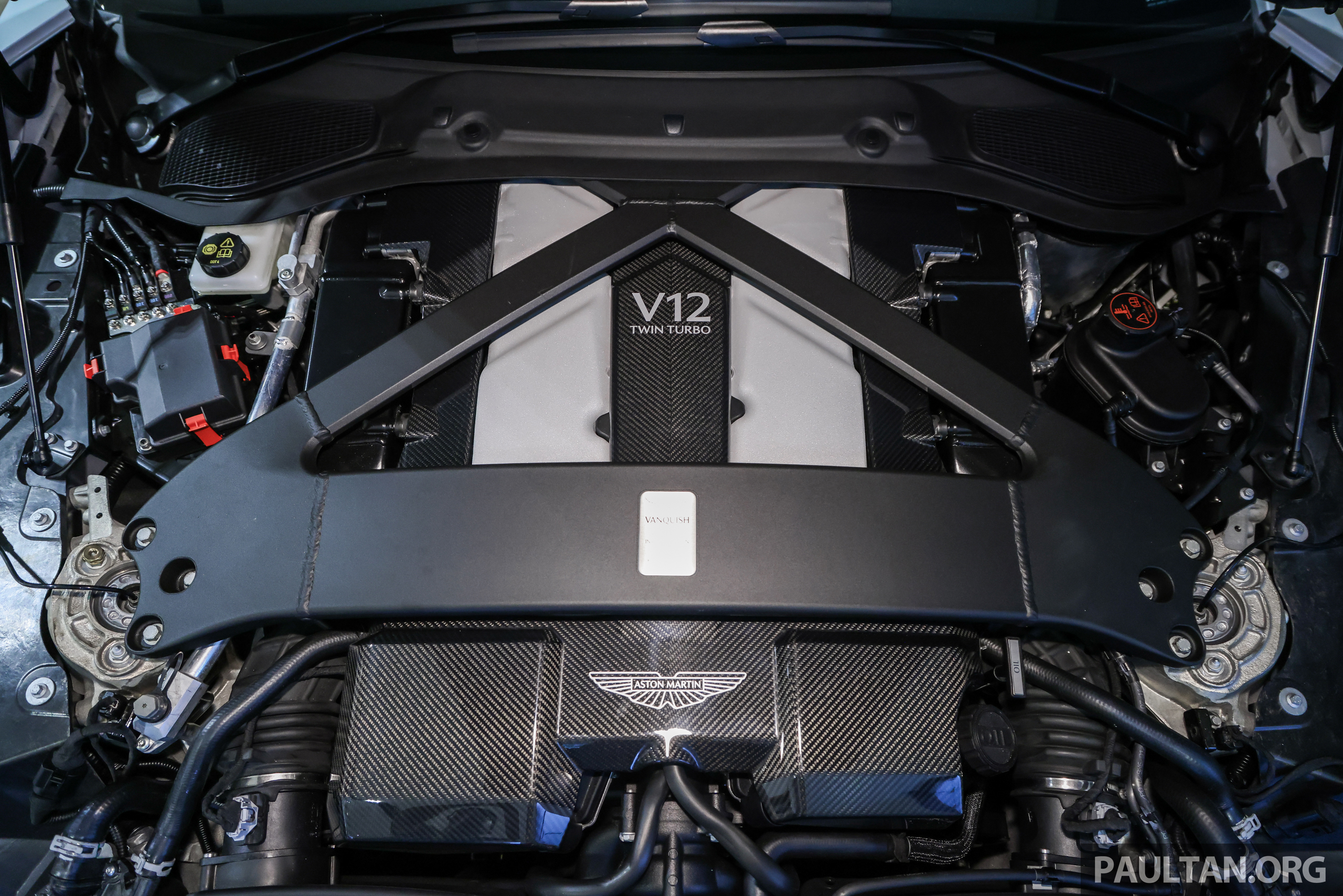Aston Martin Vanquish 本地开卖！搭载 V12 引擎的超级 GT，输出功率达 835 PS / 1,000 Nm！售价500万令吉起