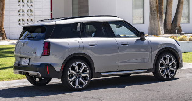 2025 MINI Countryman S All4 改为本地组装, 车价便宜9万令吉, 动力配置不变, 2.0T引擎+8AT变速箱, 售价25.9万起