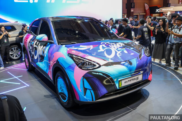 Proton eMAS 5 再次获确认将在今年内发布, 原厂称尺码比 eMAS 7 小一级但仍保有实用性空间, 将在我国本地组装