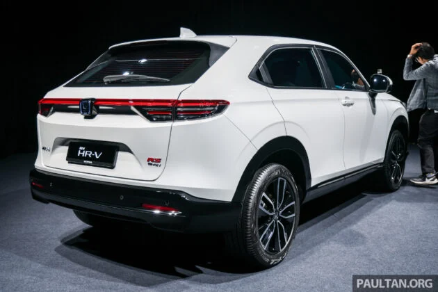 2025 Honda HR-V 小改款正式发布, 依旧同时提供1.5 NA, VTEC Turbo 与 e:HEV 油电选择, 售价从RM115,900起