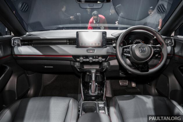 2025 Honda HR-V 小改款正式发布, 依旧同时提供1.5 NA, VTEC Turbo 与 e:HEV 油电选择, 售价从RM115,900起