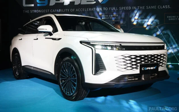 Omoda C9 PHEV 预估价22万令吉, 首批订车客户可享RM4,618优惠, 搭载1.5T PHEV混动系统, 或第二季正式发布
