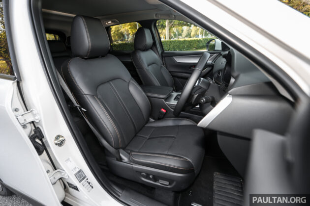 2025 Mazda CX-60 完整新车实拍+简短评测, 本地售价20万令吉, 2.5L NA引擎+8AT+后驱, 选它还是 Toyota Harrier?