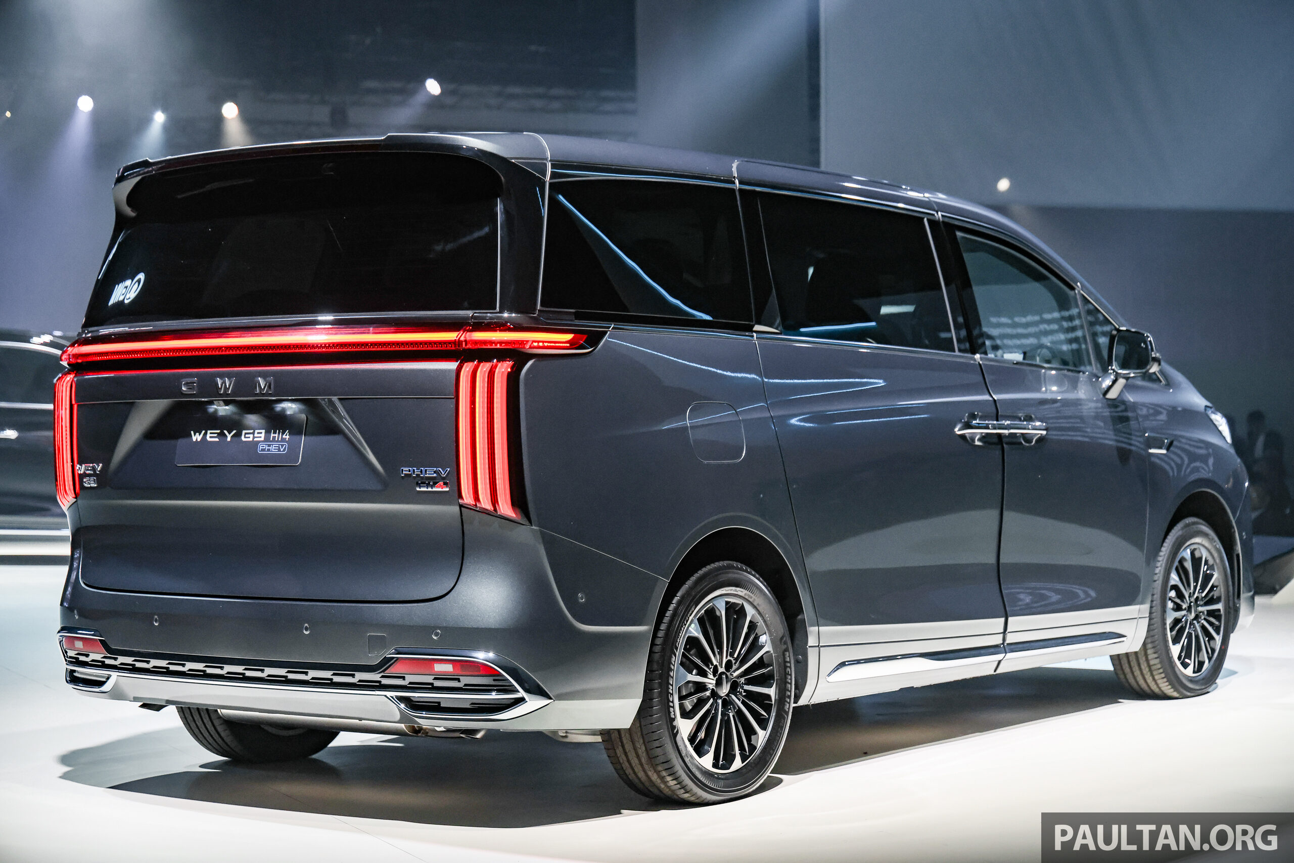 中系七座豪华插混 MPV，长城汽车 GWM WEY G9 Hi4 PHEV 正式发布！满油电续航破千公里，售价RM269,800