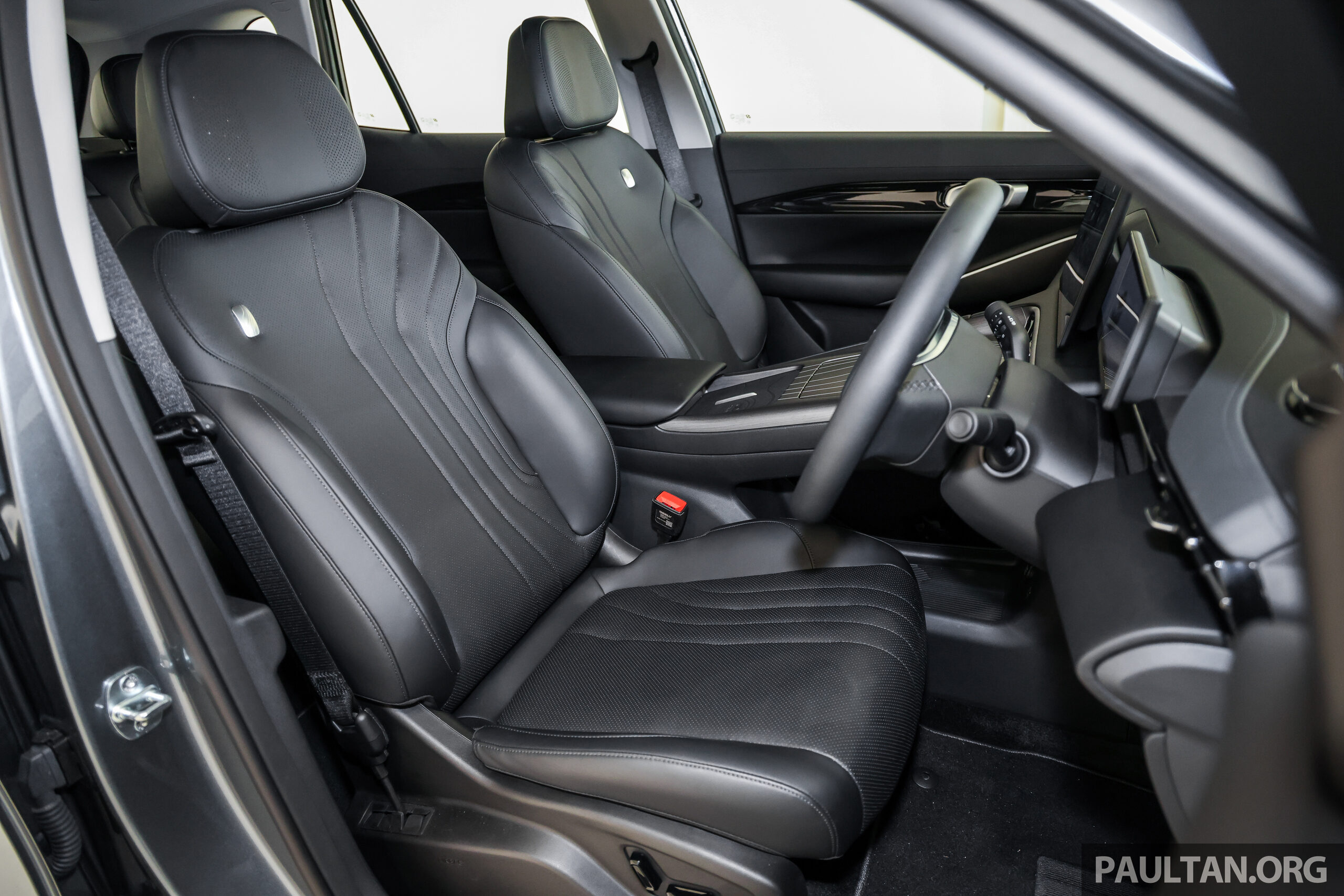 2026 Proton eMAS 7 PHEV 确认于2月4日正式发布!满油满电续航里程可达1,065公里,预估售价RM110k至RM130k