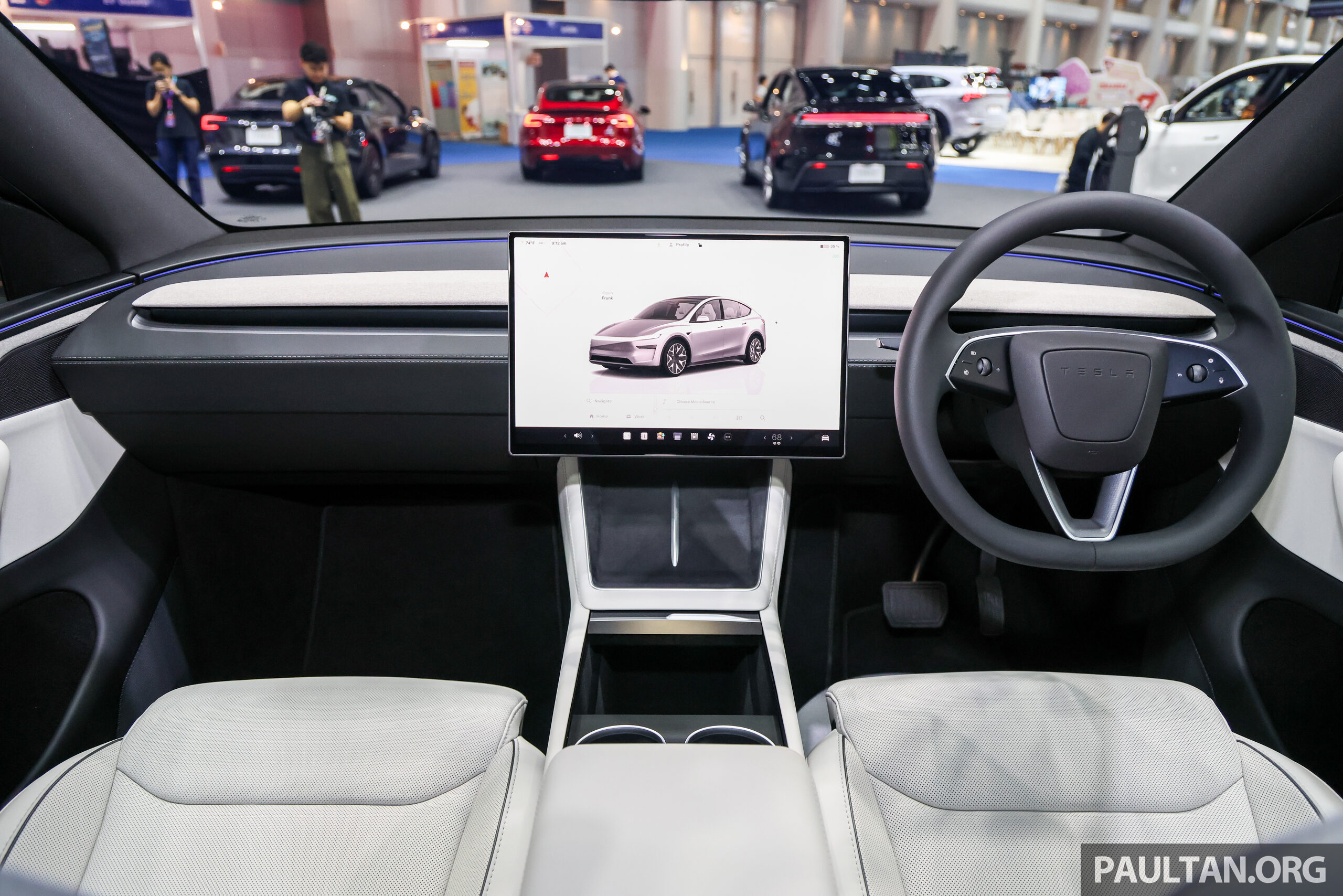 Tesla Model Y L 曼谷车展亮相！六座布局长轴距版，681公里WLTP续航，兑马币售RM242k，马来西亚面市在即？