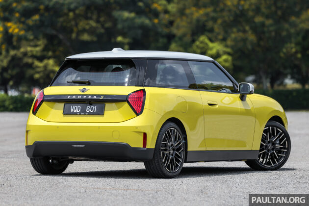 2026 MINI Cooper SE 新车完整实拍, 中国进口来马的纯电双门小钢炮, 售价19.4万起, 7月后或无法再销售, 且买且珍惜