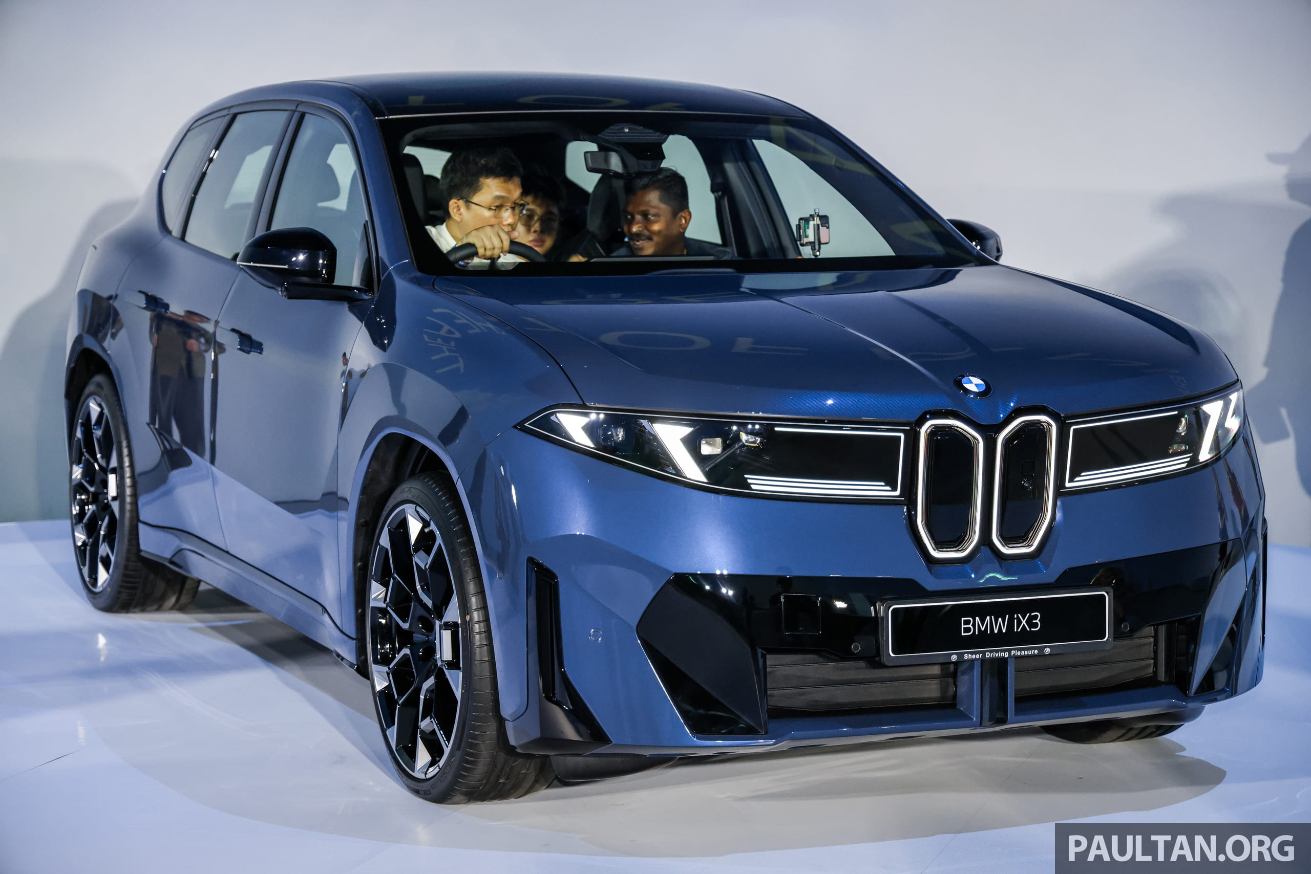 2026 BMW iX3 50 xDrive M Sport Pro 本地上市！Neue Klasse 平台首款电动车，805公里WLTP续航，售RM380k起