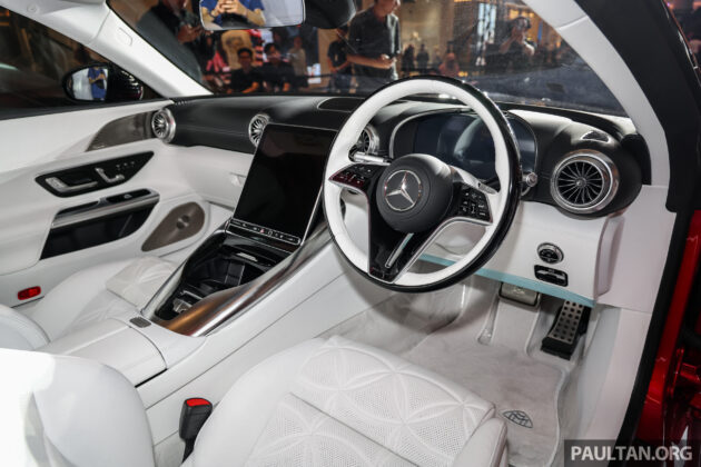 Mercedes-Maybach SL 680 Monogram 我国首秀, 极致奢华的双门双座敞篷跑车, 4.0L V8双涡轮引擎, 预估价225万令吉起