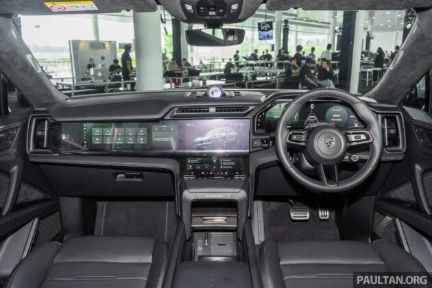 2026 Porsche Cayenne Electric 我国正式发布, 有标准版与Coupé版, 2.5秒破百, 0-200km/h只需7.4秒, 售价从69.9万起