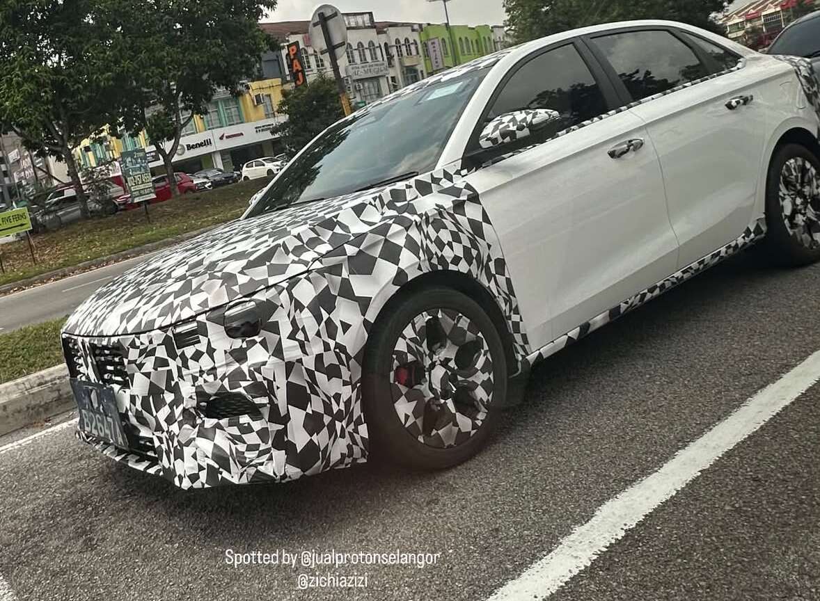 2027 Proton S70 小改款再次曝光!车尾采用与 X50 相似的四出排气筒,Proton 自行主导设计?或新增自然进气引擎版本
