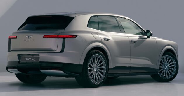 Bentley Torcal 全球首发, 品牌首款纯电动车, 综效动力888PS/1,350Nm, 最快2.9秒破百, 续航里程可达600公里