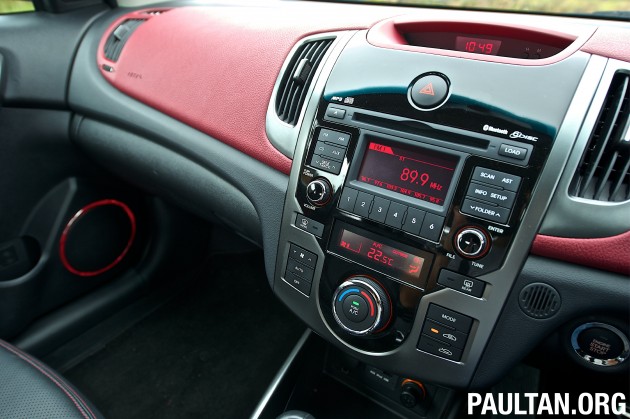 012-kia-koup Kia Forte Koup – Full Test Drive Review