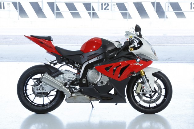 BMW S 1000 RR 2011 BMW S1000RR updated with new features