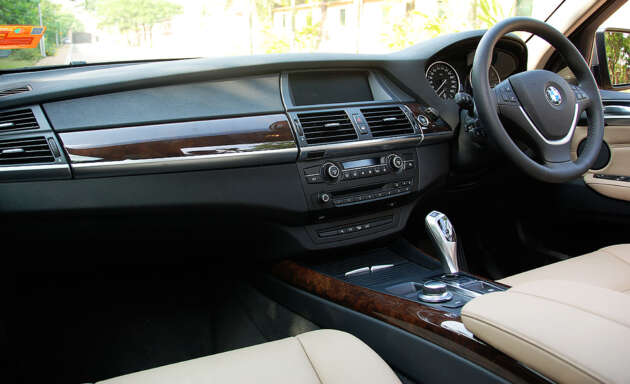E70 BMW X5 3.0d Test Drive Review