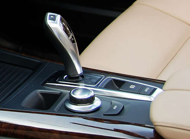 E70 BMW X5 3.0d Test Drive Review