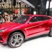 VIDEO: Lamborghini Urus drives through the desert