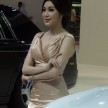 Bangkok 2013: the show girls from the Land of Smiles