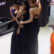 Bangkok 2013: the show girls from the Land of Smiles