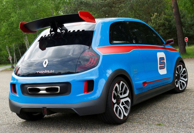 Renault Twin Run-04