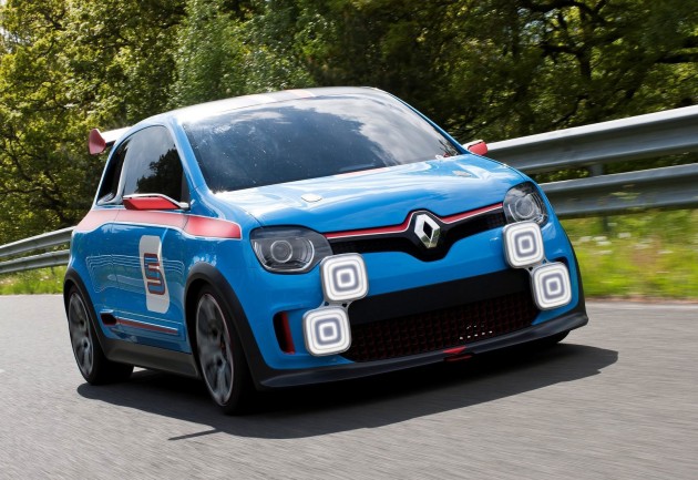 Renault Twin Run-12