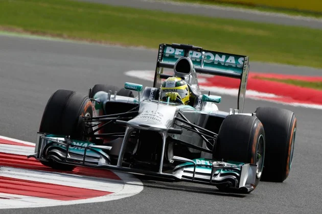 2013_British_Grand_Prix_race_report_002