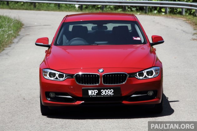 BMW320i54