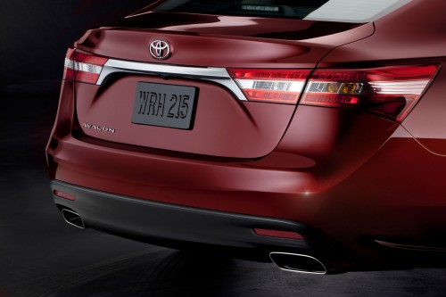 Toyota USA new flagship car unveiled – Toyota Avalon